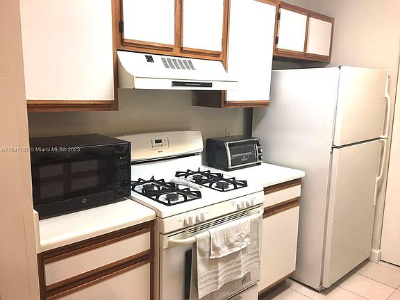 5th image of 15295 SW 106th Ln APT 721