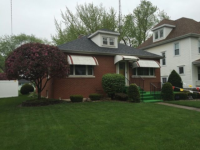 2nd image of 232 N Maple St