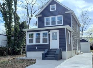 8966 134th St, Richmond Hill, NY 11418