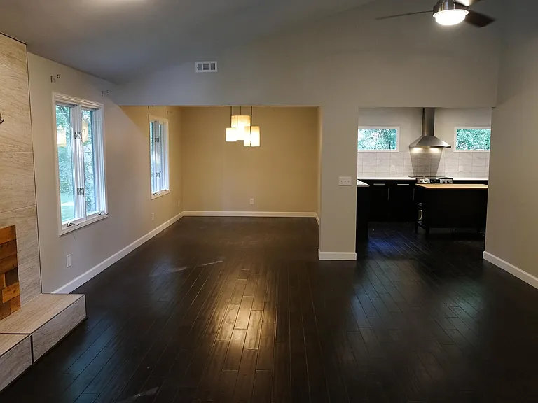 7146 Mantlewood Ln — Photo 5