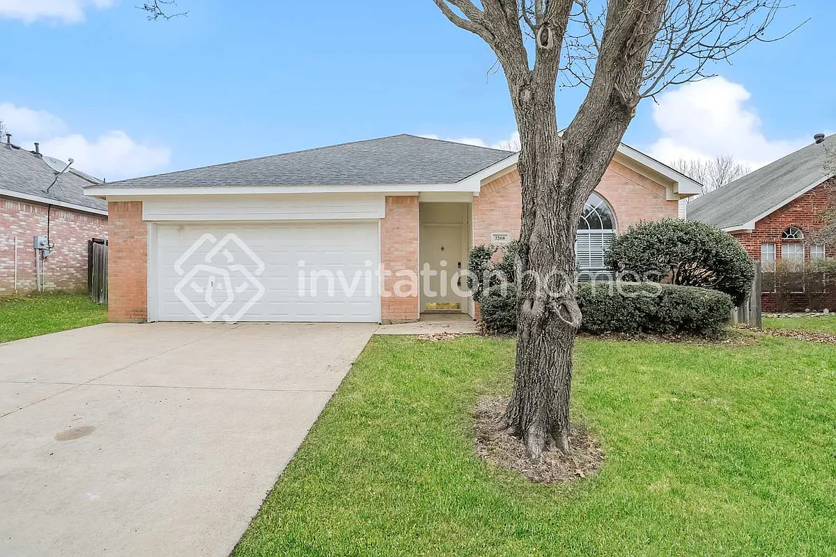 Primary Photo - 3208 Palos Verdes Dr