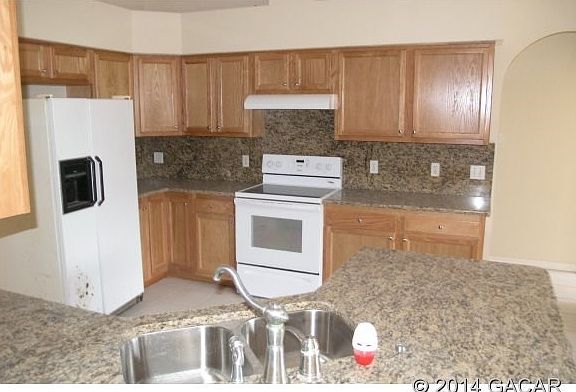 4th image of 12821 NW 116th Pl