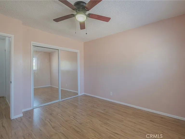 4433 Triggs St E — Photo 24
