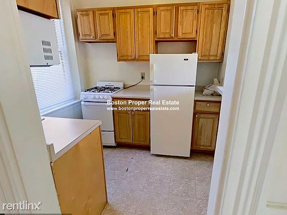 32 Queensberry St. #11 Boston - Fenway Unit Photo 1