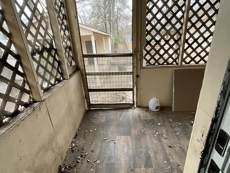 405 Beard St — Photo 15