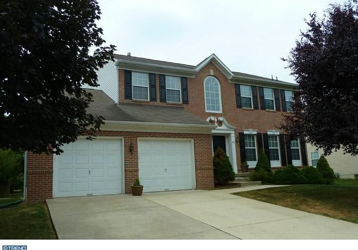 1st image of 87 Vincent Dr