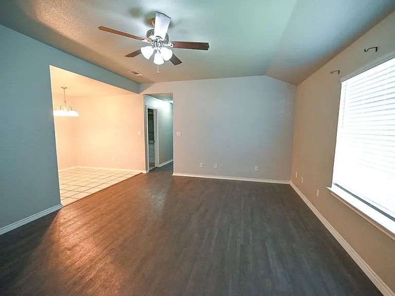 510 N Sewell Dr #A — Photo 3