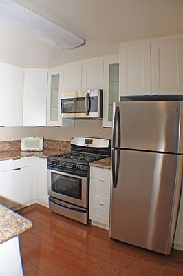 3rd image of 862 Pueblo Ave