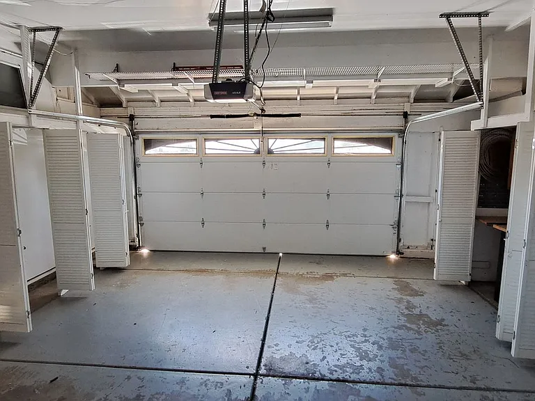 320 Stamper Cir — Photo 35