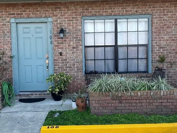 1300 Arlington Ln NE APT 108, Palm Bay, FL 32905