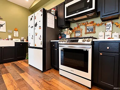 Property photo 31