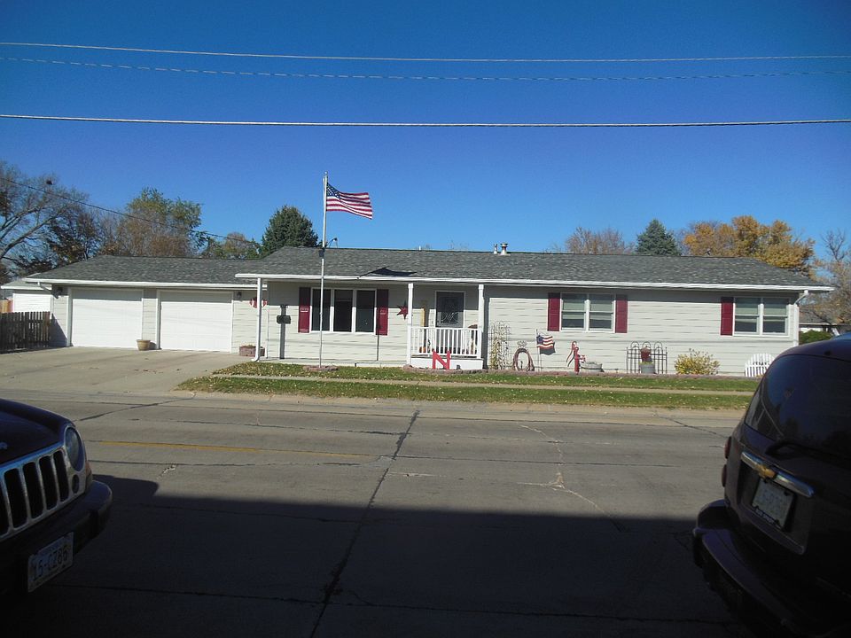 1st image of 1021 E East St