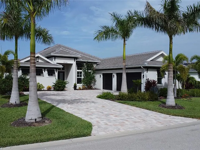 17314 Blue Sapphire Dr — Photo 36