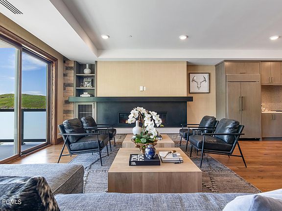 3rd image of 2290 E Deer Valley East Dr #302