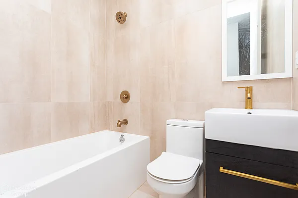 Rented by Brooklyn Group | media 25