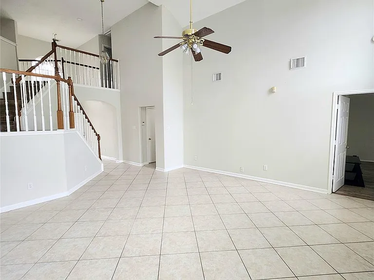 14335 Berrington Dr — Photo 23