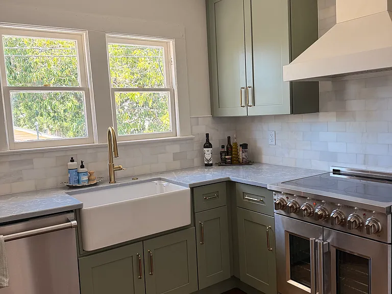 1095 21st Ave N #2 — Photo 7