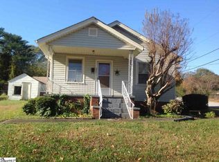 200 S E St, Easley, SC 29640