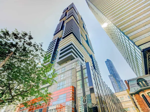 7 Grenville St, Toronto, ON