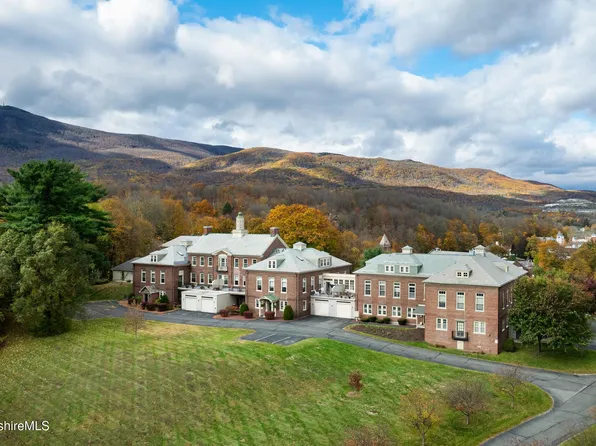 4 Edmunds St Unit A101, Adams, MA 01220