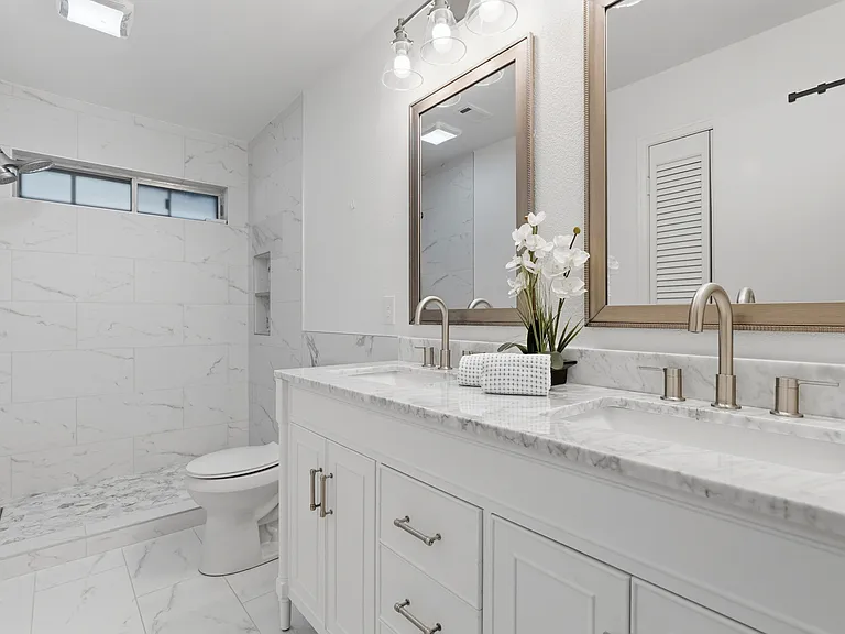 412 E Northgate Dr — Photo 21
