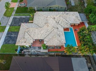 324 E 34th St, Hialeah, FL 33013