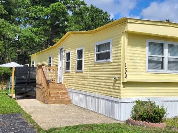 160 Chestnut Dr, Barnegat, NJ 08005