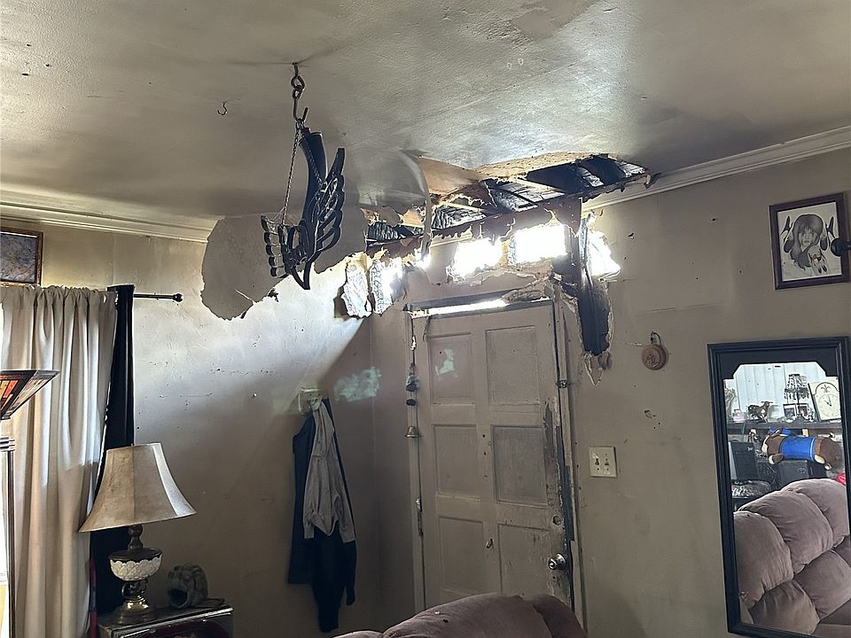 1st image of 2032 E Woodrow St