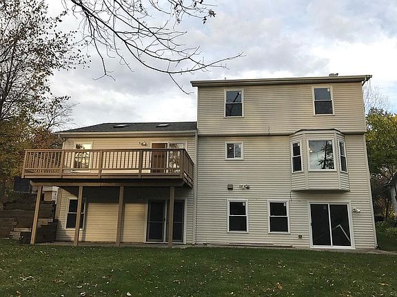 2nd image of 766 Camilla Blvd