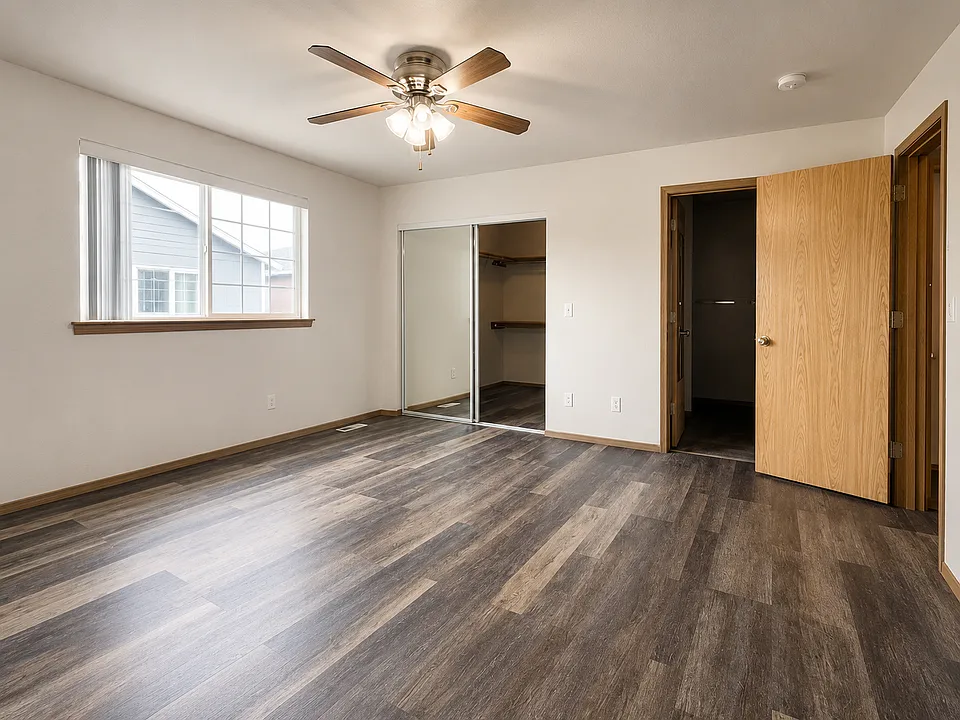 Main bedroom.