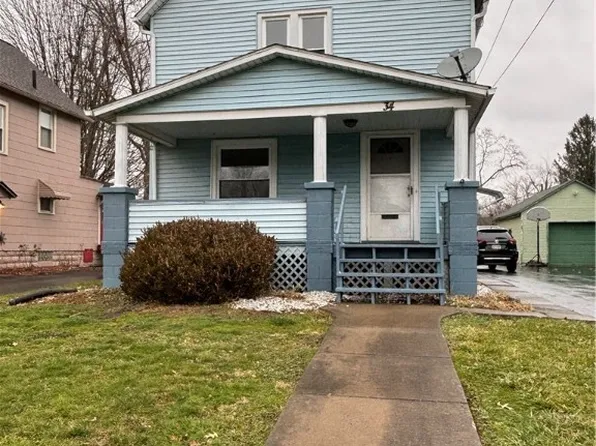34 E Woodland Ave, Niles, OH 44446