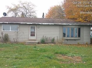 1924 E Main St, Omro, WI 54963