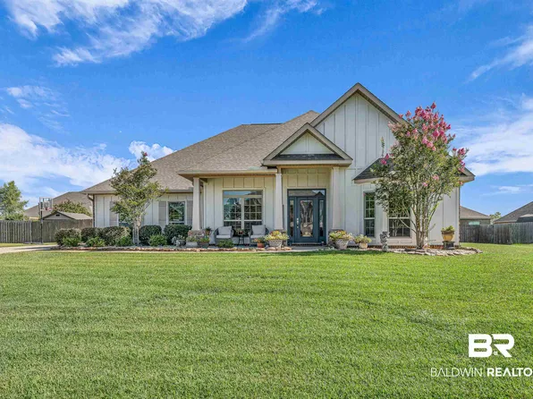 9675 Camberwell Dr, Daphne, AL 36526