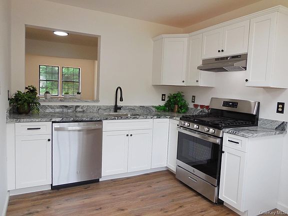 2nd image of 546 Saracino Drive