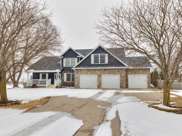 2237 SE 68th St, Pleasant Hill, IA 50327