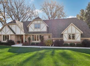 N24W30817 Fairway Ct, Pewaukee, WI 53072