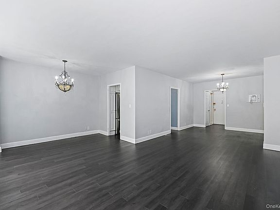 2nd image of 260 Garth Road #3K4