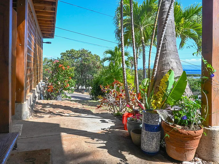 Aahi St — Photo 9