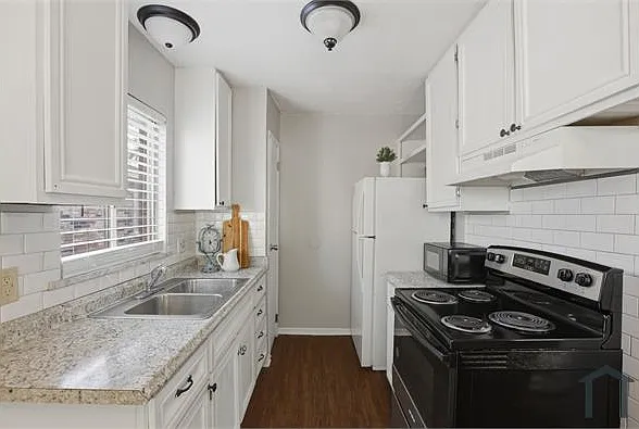 3 bed, 1000 sqft, $1,500 — Photo 4