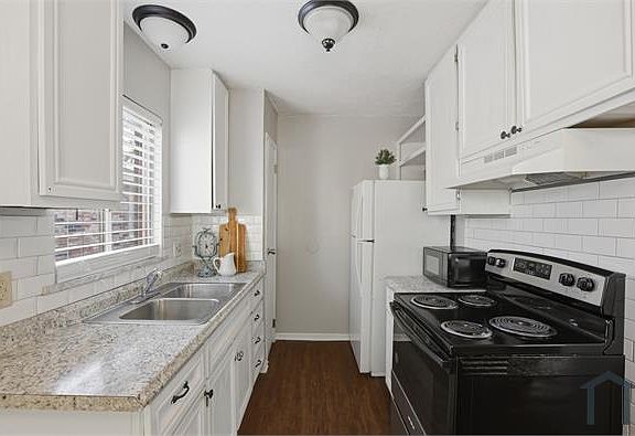4th image of 905 Craig Dr