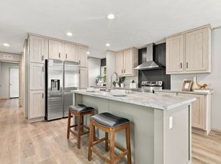 517 Main St, Bridgeport, TX 76426