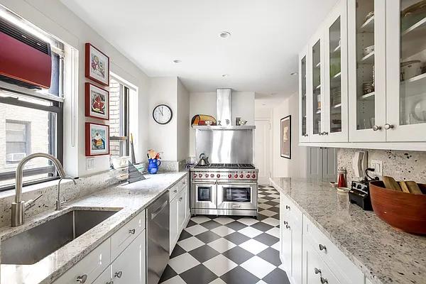 Rented by Compass | media 19