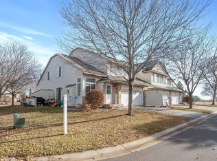 9951 Hamlet Ln S, Cottage Grove, MN 55016