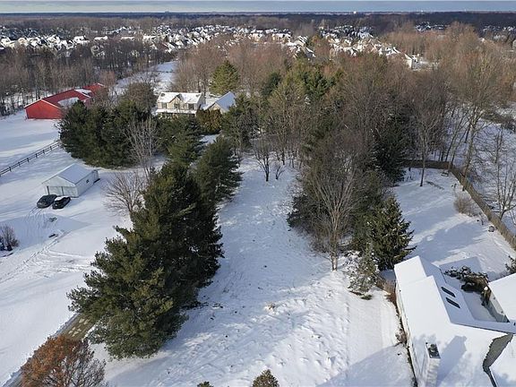 3rd image of 22444 Westwood Dr