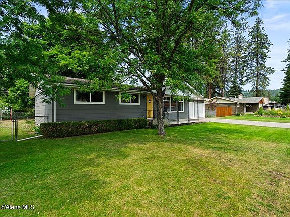 3rd image of 306 Woodland Dr