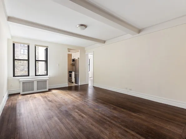 41 West 72nd Street image 1 of 5