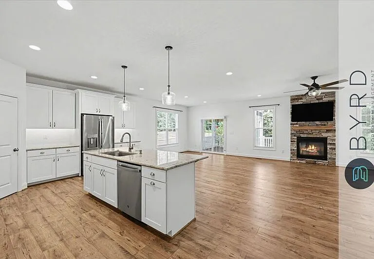9001 Sharpe Ct — Photo 9