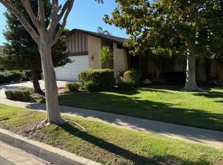 831 Thornwood St, Simi Valley, CA 93065