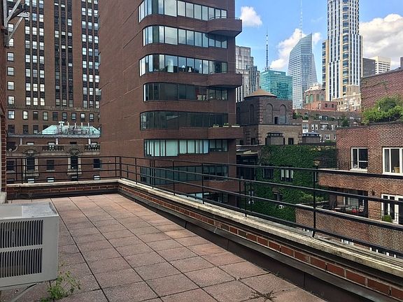 5th image of 35 E 35th St Ph E