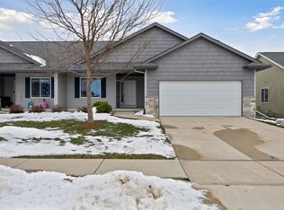3825 Whitman Ave, Marion, IA 52302